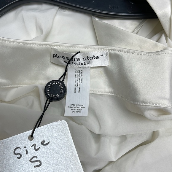 NWT Pleasure State White Robe - Picture 4 of 4